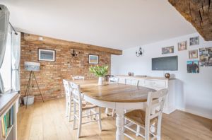 Dining room- click for photo gallery